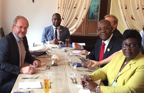 Abgeordnete aus Elfenbeinküste mit Volkmar Klein